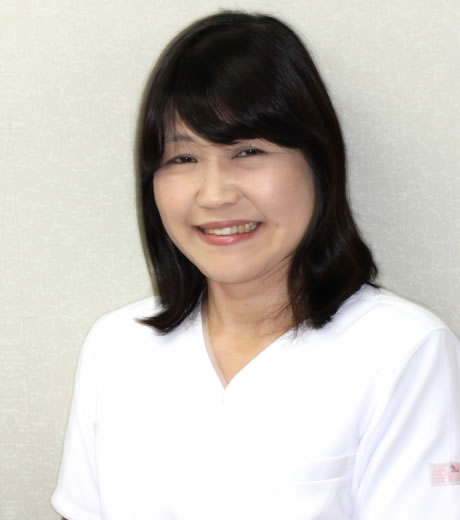 歯科医師　日野多佳子